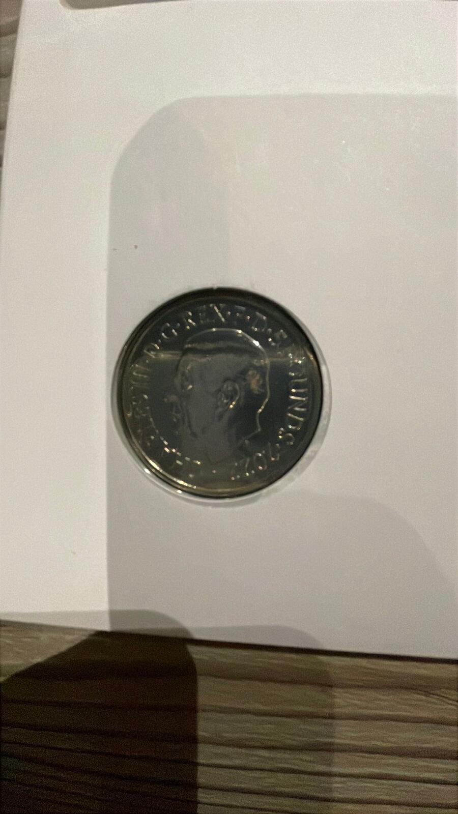 Royal Mint 2022 Queen Elizabeth II Memorial Coin and Stamp Set