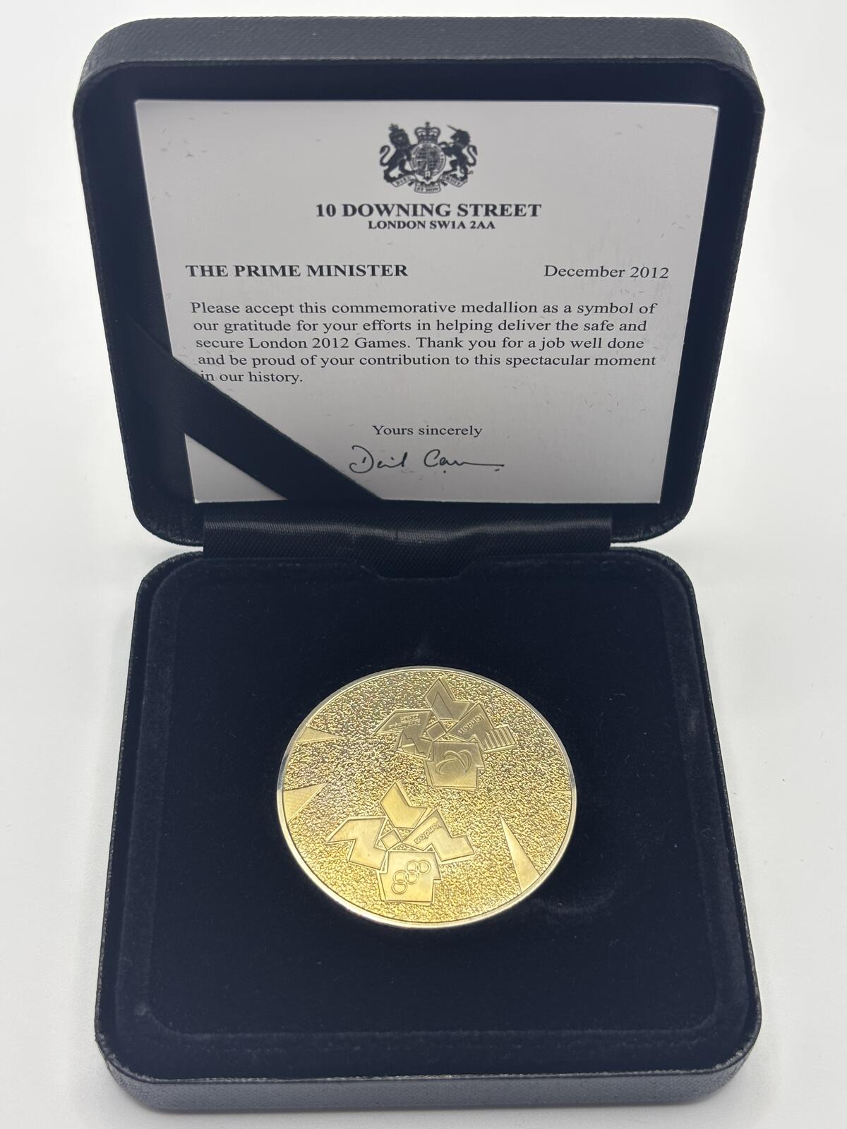 Rare Gifted London 2012 Commemorative Medallion with Presentation Case