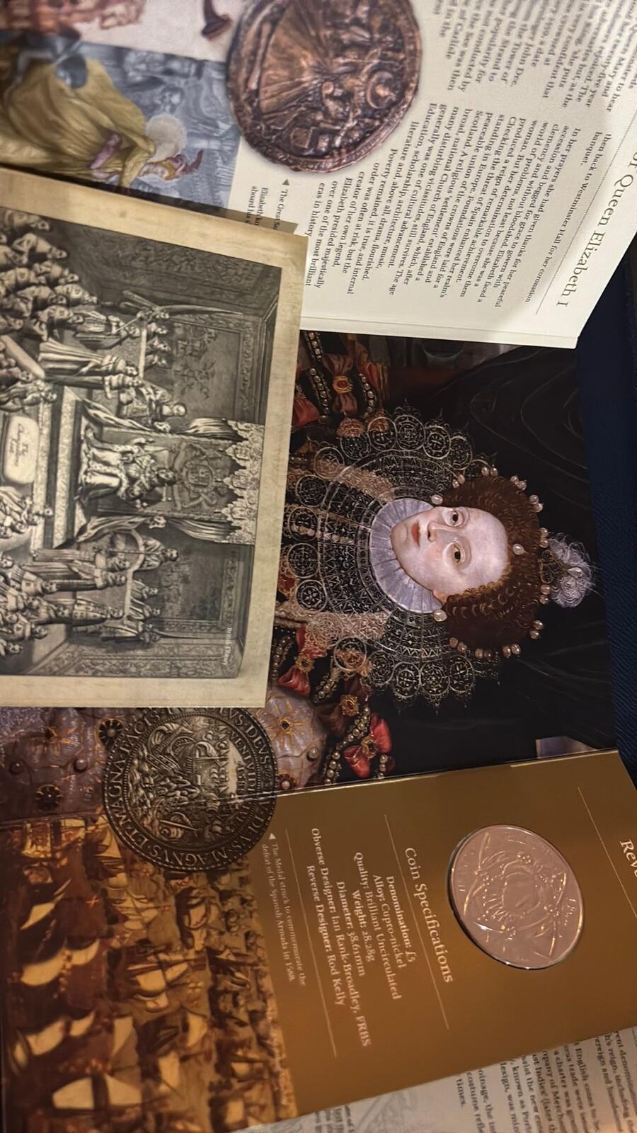 The Royal Mint Queen Elizabeth I Commemorative £5 Crown 2007 Copper Coin