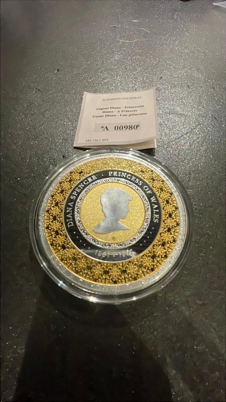 Princess Diana Copper Proof Coin 2021 - 110g Gold Plated