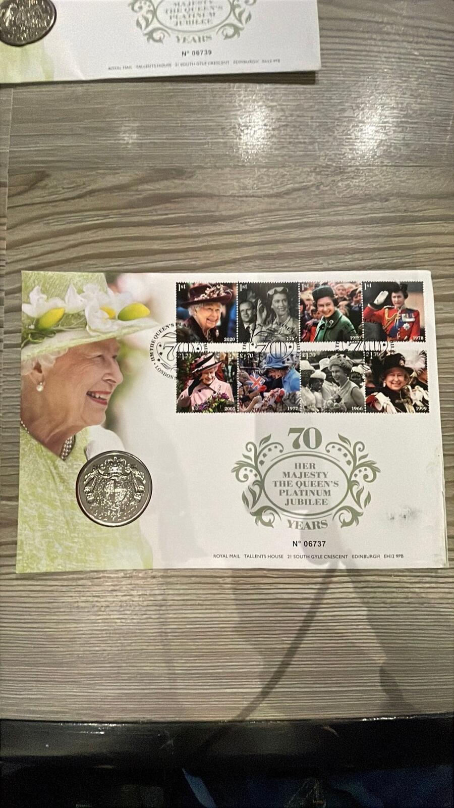 Royal Mint Her Majesty The Queen's Platinum Jubilee Coin and Stamp Set 2022