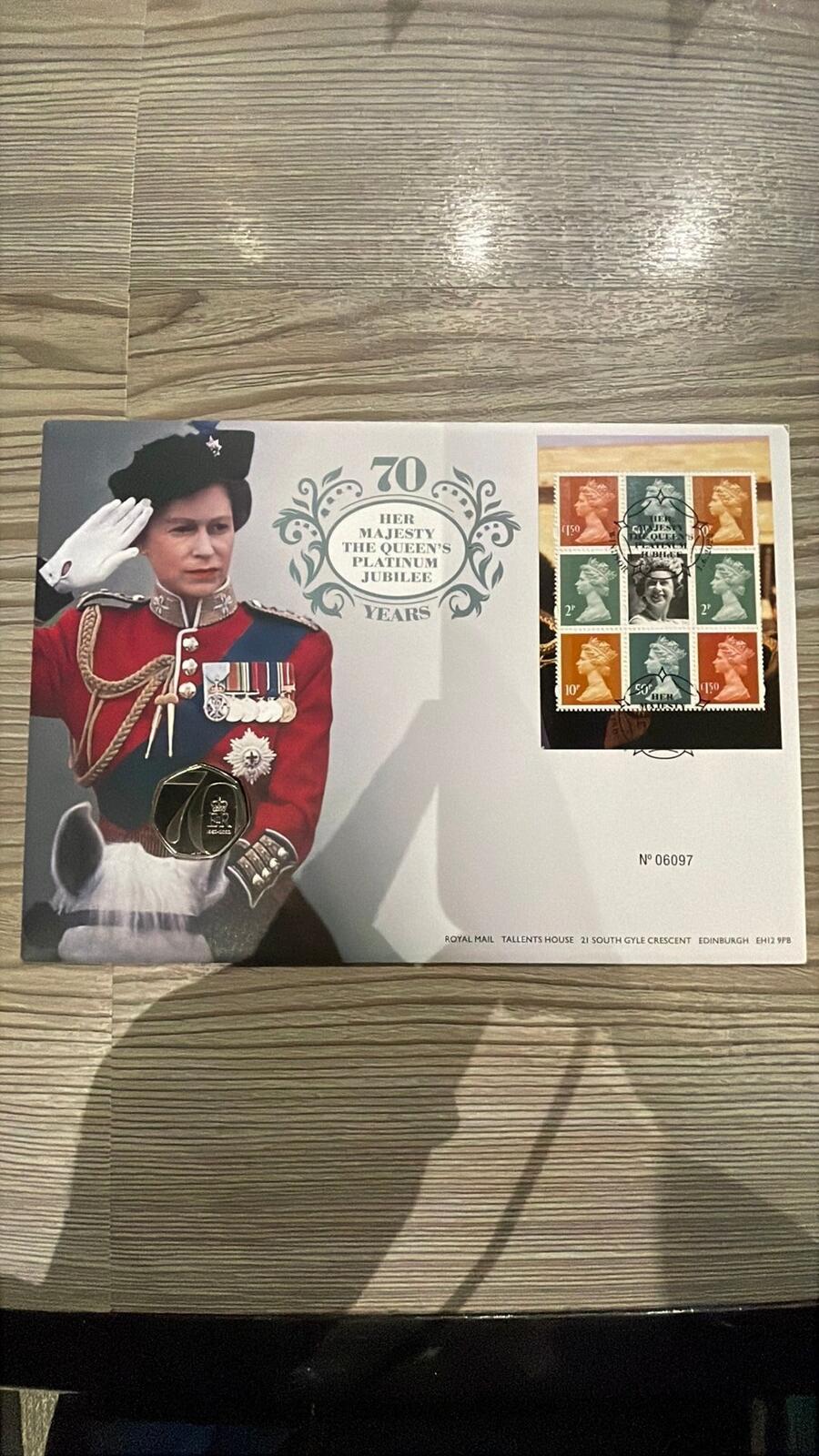 The Royal Mint Queen Elizabeth II Platinum Jubilee Commemorative Coin Stamp Set