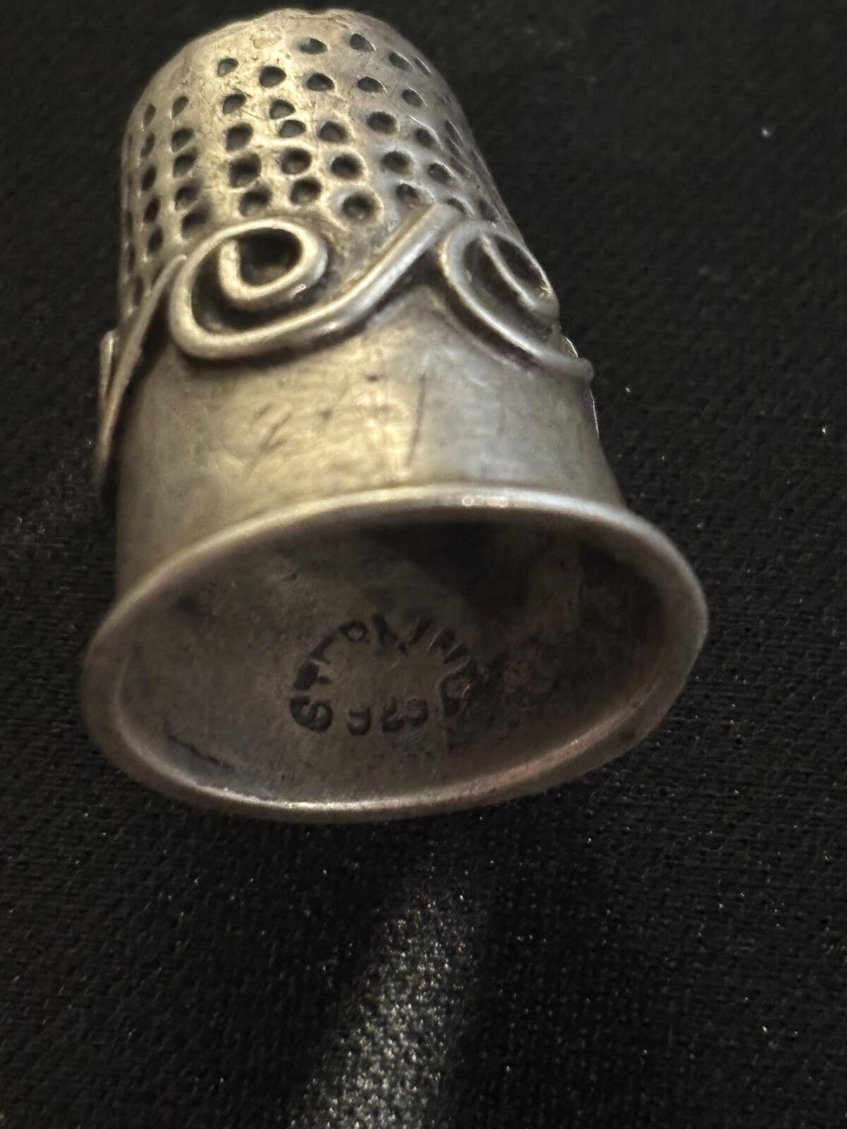 Vintage Mexico Sterling Silver Thimble with Pierced Detail