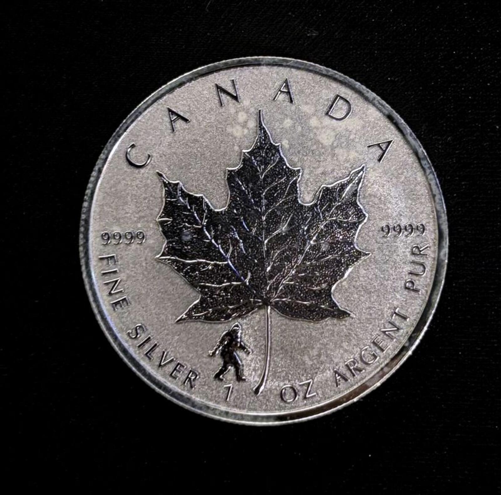2016 Canada 1 oz Silver Maple Leaf $5 Coin Bigfoot Privy